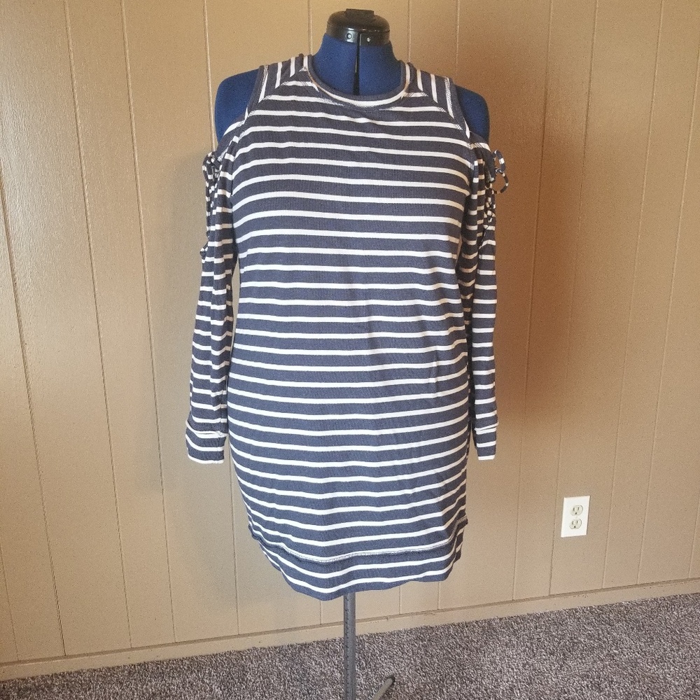 Cold Shoulder Long Sleeve Dress